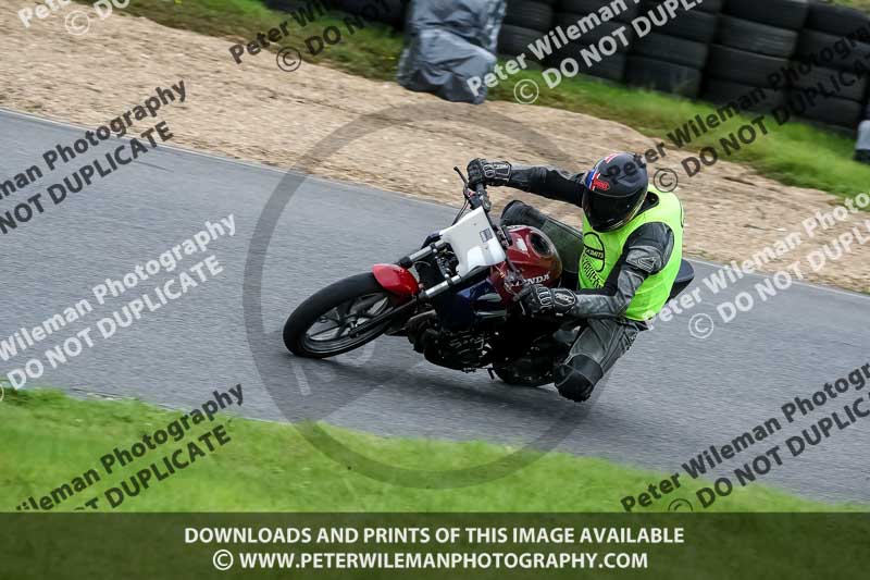 enduro digital images;event digital images;eventdigitalimages;lydden hill;lydden no limits trackday;lydden photographs;lydden trackday photographs;no limits trackdays;peter wileman photography;racing digital images;trackday digital images;trackday photos